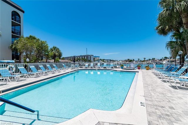 991 N Barfield DR # 110, Marco Island, FL 34145