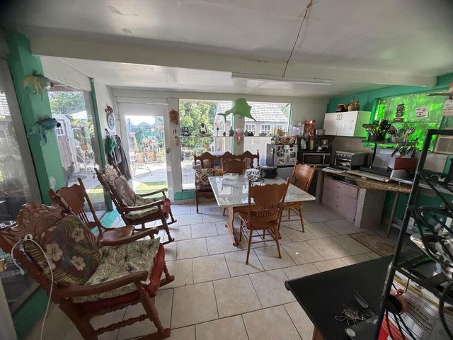 2926 Hiawatha Avenue, West Palm Beach, FL 33409