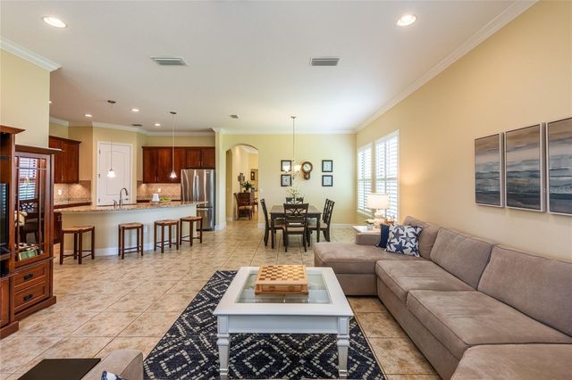 20305 ASH GROVE LANE, Tampa, FL 33647