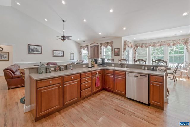 27 KINGSWOOD RD, Palmyra, VA 22963