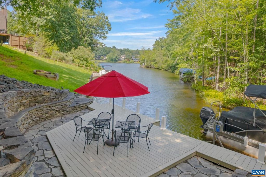 27 KINGSWOOD RD, Palmyra, VA 22963