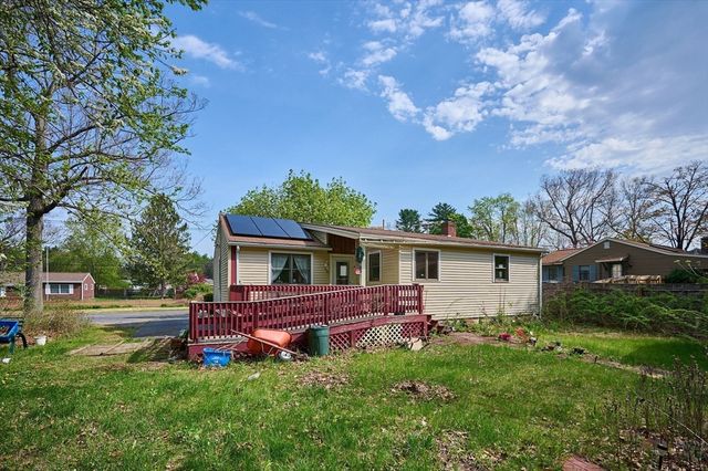 12 Pomeroy St, Easthampton, MA 01027