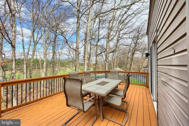 2337 WEDGEWOOD WAY, York, PA 17408