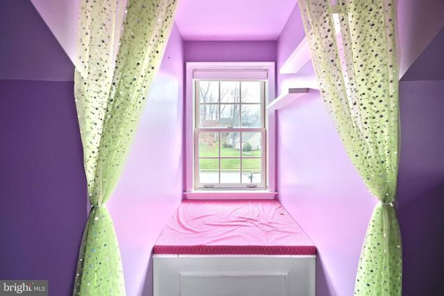 2337 WEDGEWOOD WAY, York, PA 17408