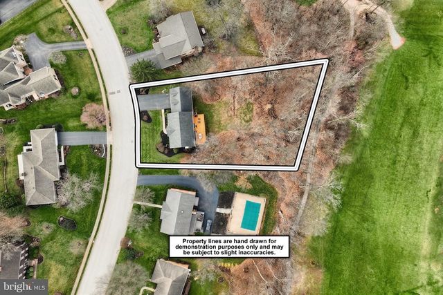 2337 WEDGEWOOD WAY, York, PA 17408