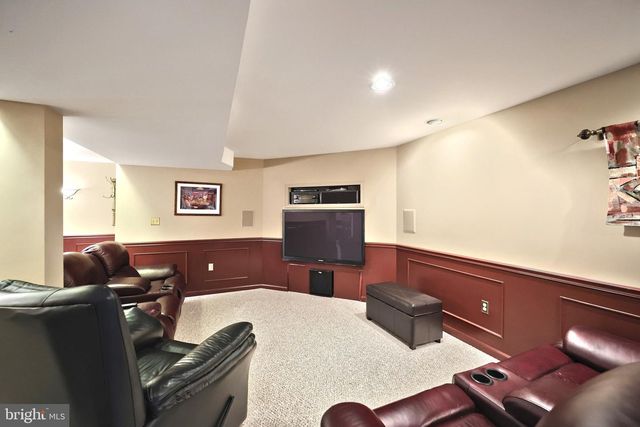 2337 WEDGEWOOD WAY, York, PA 17408