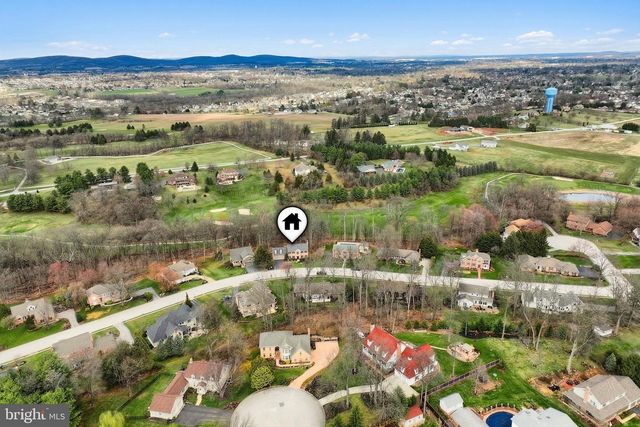 2337 WEDGEWOOD WAY, York, PA 17408