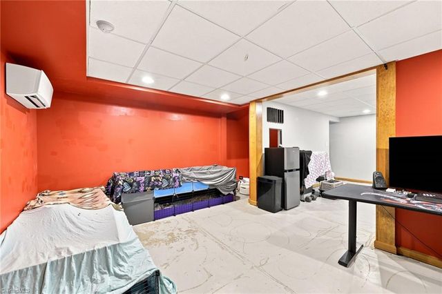 5536 Moravian Heights Lane, Clemmons, NC 27012