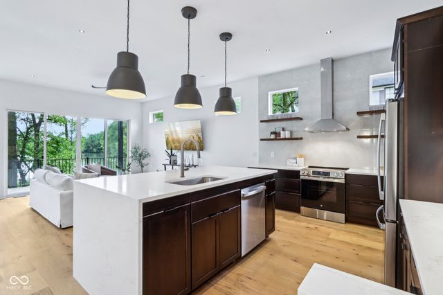 2841 Tropical Drive, Indianapolis, IN 46205