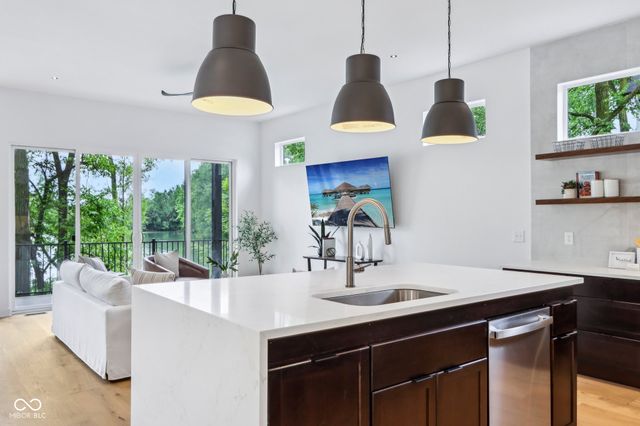 2841 Tropical Drive, Indianapolis, IN 46205