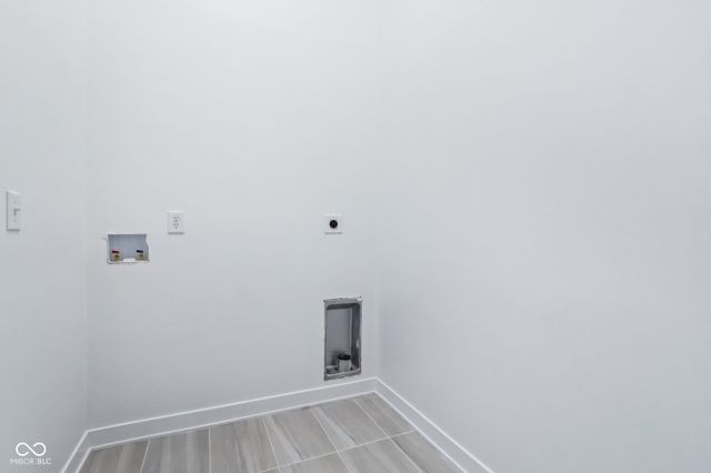 2841 Tropical Drive, Indianapolis, IN 46205