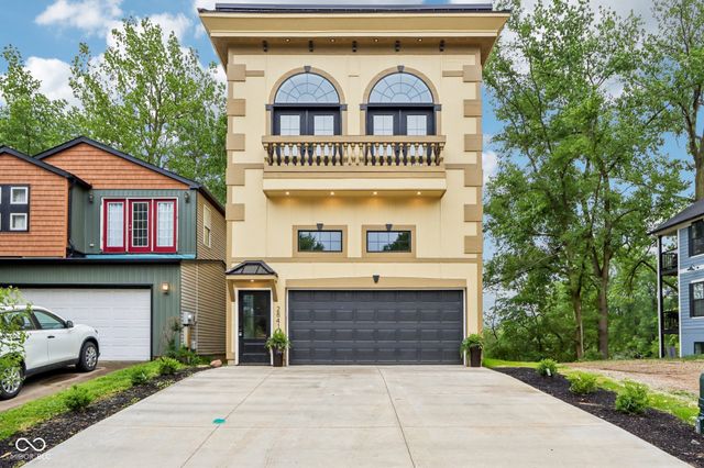 2841 Tropical Drive, Indianapolis, IN 46205