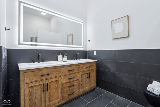 2841 Tropical Drive, Indianapolis, IN 46205