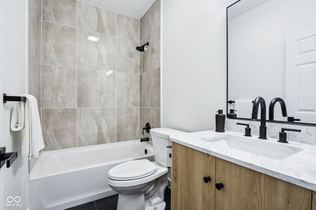 2841 Tropical Drive, Indianapolis, IN 46205