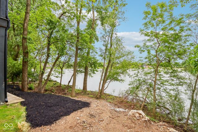 2841 Tropical Drive, Indianapolis, IN 46205