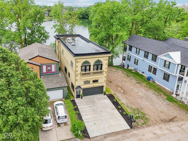 2841 Tropical Drive, Indianapolis, IN 46205