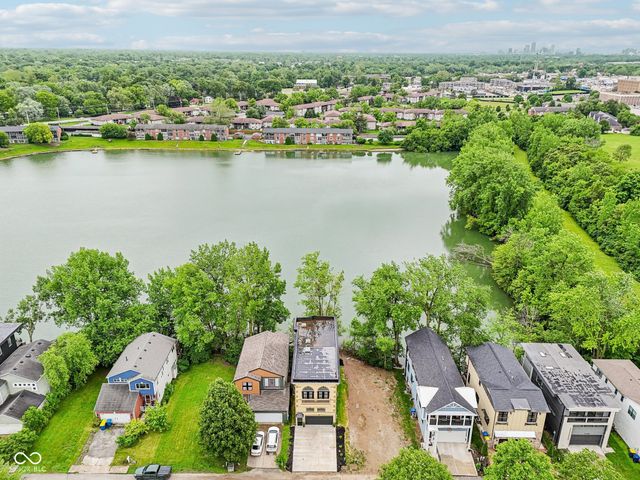 2841 Tropical Drive, Indianapolis, IN 46205