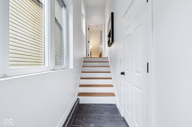 2841 Tropical Drive, Indianapolis, IN 46205