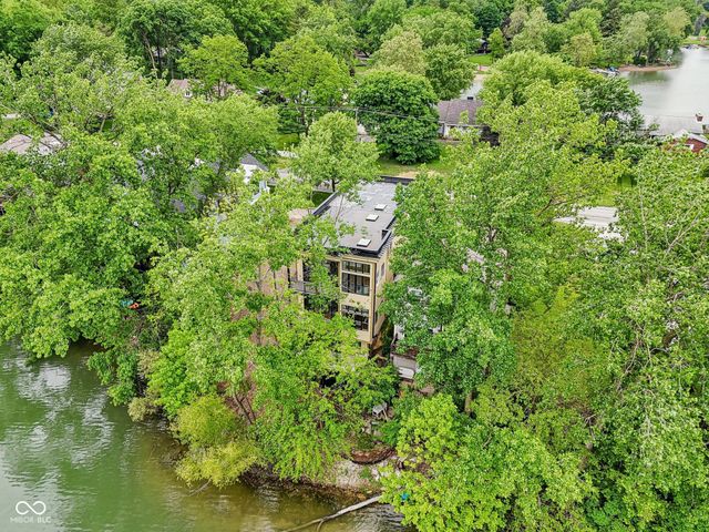 2841 Tropical Drive, Indianapolis, IN 46205