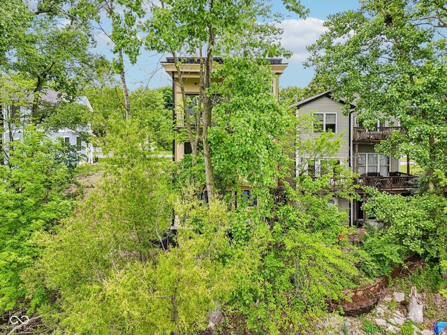 2841 Tropical Drive, Indianapolis, IN 46205