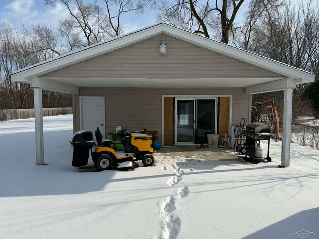 3626 Kawkawlin River Drive, Bangor Twp, MI 48706