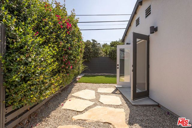3618 Chesapeake Avenue, Los Angeles, CA 90016