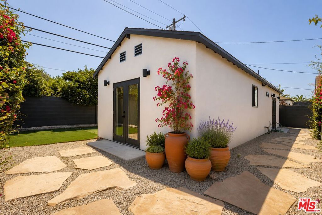 3618 Chesapeake Avenue, Los Angeles, CA 90016