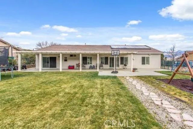 1410 Charles, Banning, CA 92220