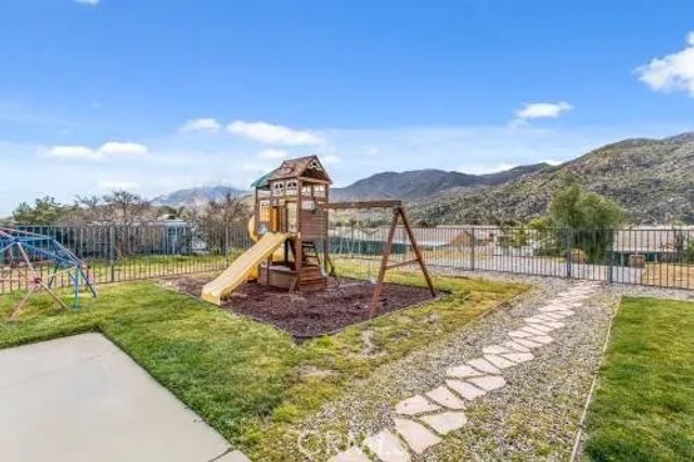 1410 Charles, Banning, CA 92220