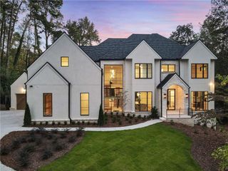 388 Londonberry NW Road, Sandy Springs, GA 30327