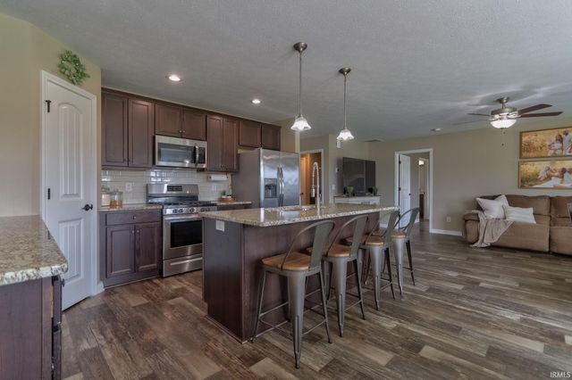 13303 Halle Drive, Evansville, IN 47725
