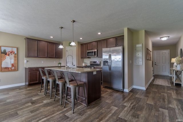 13303 Halle Drive, Evansville, IN 47725