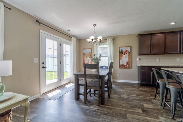 13303 Halle Drive, Evansville, IN 47725