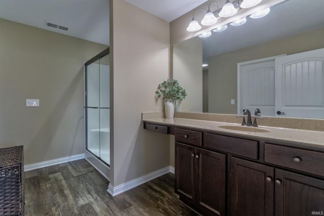 13303 Halle Drive, Evansville, IN 47725