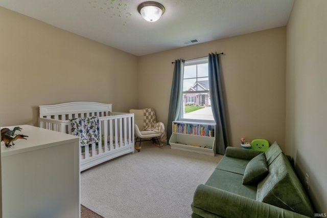 13303 Halle Drive, Evansville, IN 47725