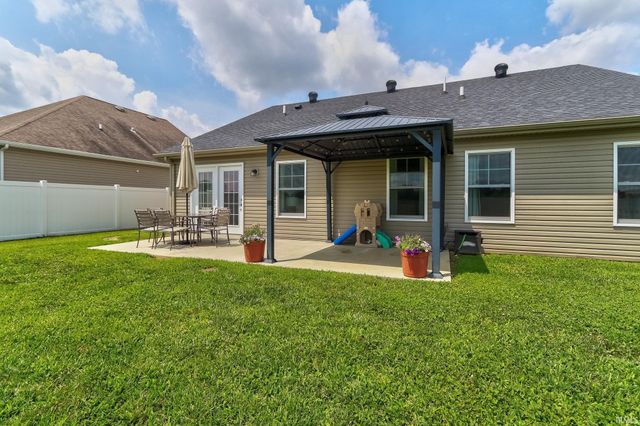 13303 Halle Drive, Evansville, IN 47725