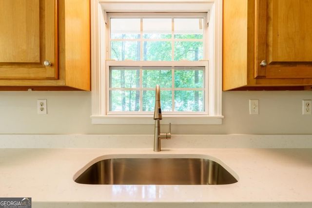2354 Airport Drive, Athens, GA 30605