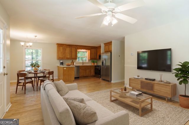 2354 Airport Drive, Athens, GA 30605