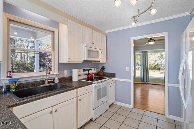 2021 Southfort Drive, Garner, NC 27529