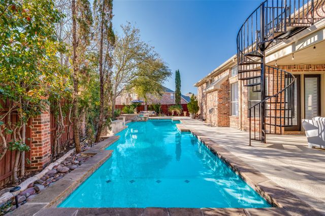 6529 Shady Point Drive, Plano, TX 75024