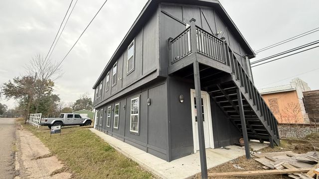 401 Hinnant Street, Sulphur Springs, TX 75482