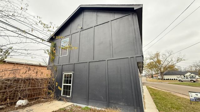 401 Hinnant Street, Sulphur Springs, TX 75482