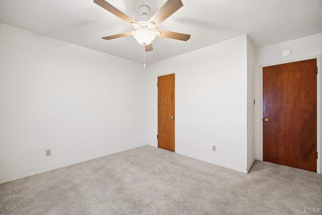 2080 McKinley Avenue, Hanford, CA 93230