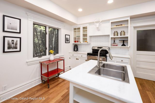 45 Rose Lane, Woodstock, NY 12409