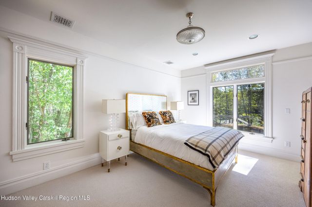 45 Rose Lane, Woodstock, NY 12409