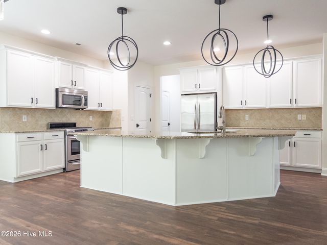 29 Farm Meadow Court, Hampstead, NC 28443