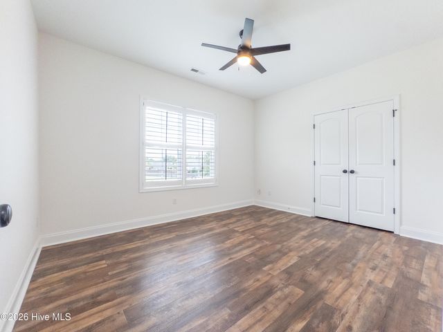 29 Farm Meadow Court, Hampstead, NC 28443