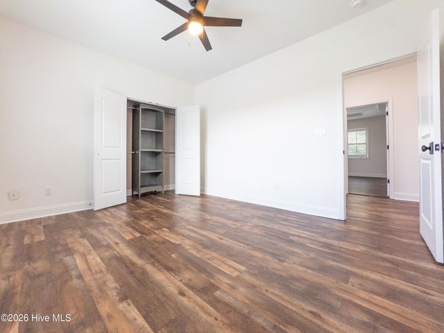 29 Farm Meadow Court, Hampstead, NC 28443