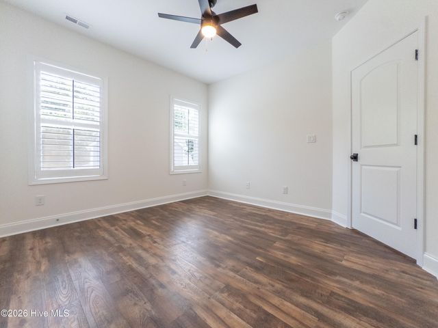 29 Farm Meadow Court, Hampstead, NC 28443