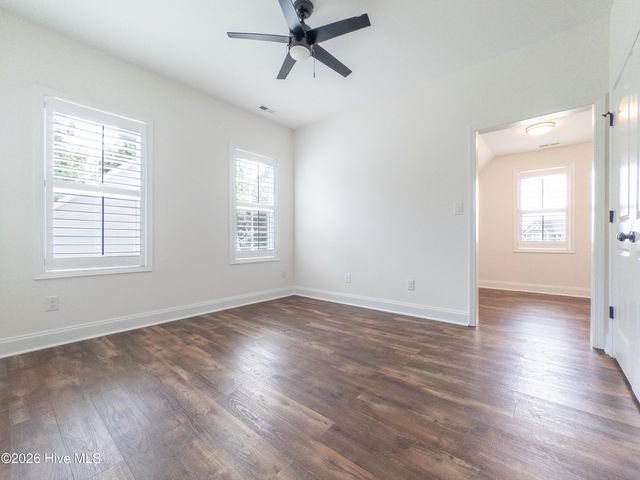 29 Farm Meadow Court, Hampstead, NC 28443